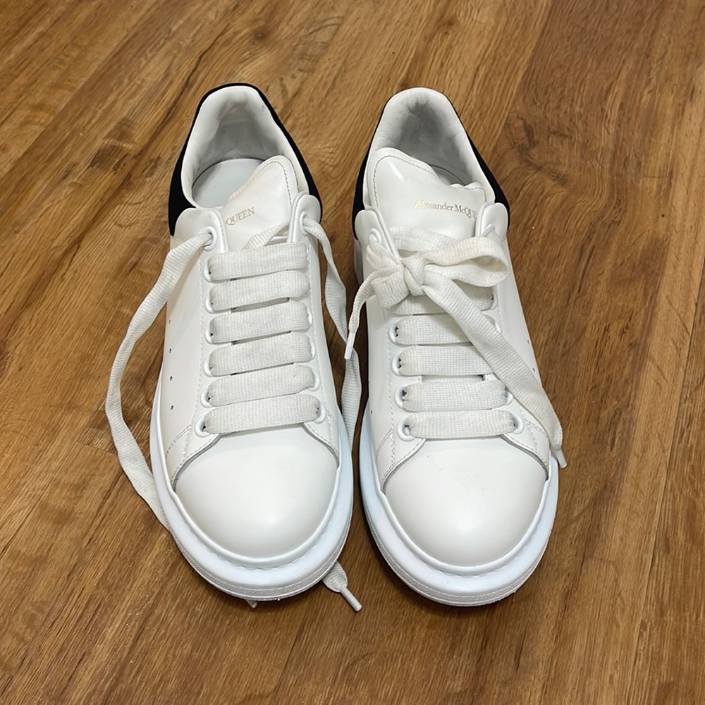 ALEXANDER MCQUEENS SIZE 38